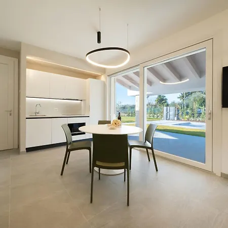 Apartmentsgarda - Residenza Dunamis Deluxe * Pacengo Di Lazise